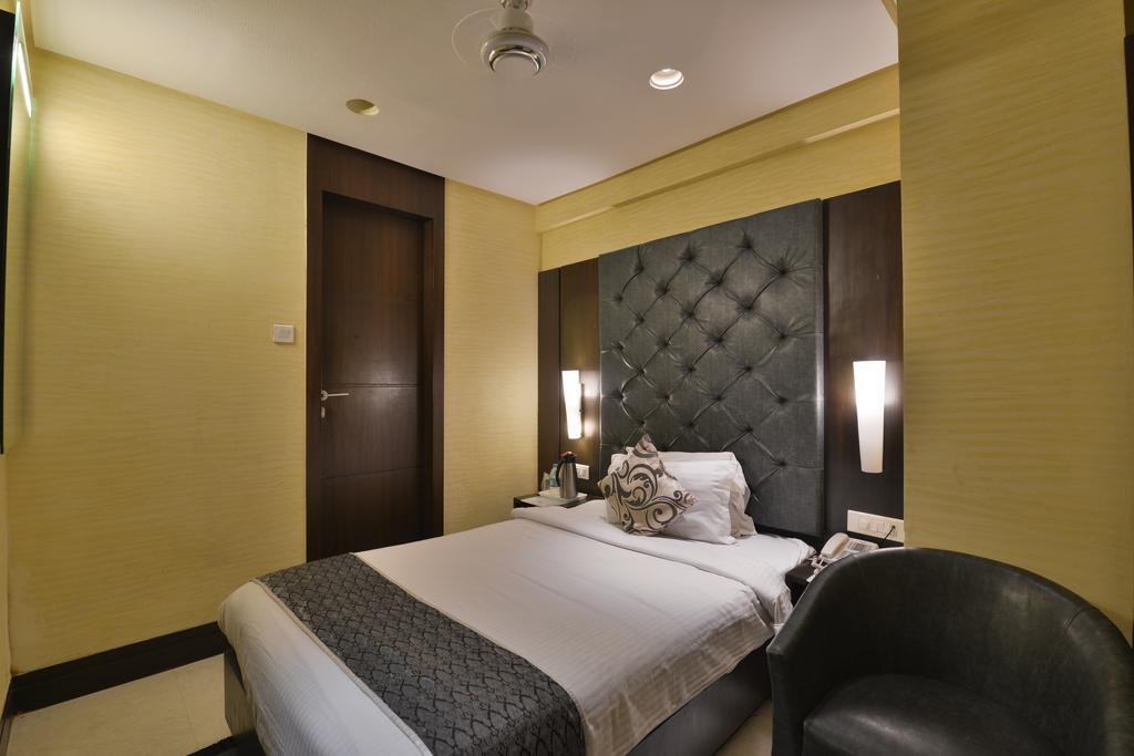 Hotel The Golden Oak Rāipur Pokój zdjęcie